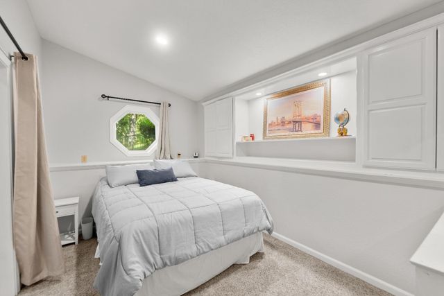 4255 Greenvale Rd, Fair Oaks, CA 95628