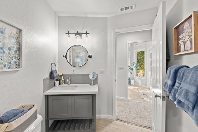 4255 Greenvale Rd, Fair Oaks, CA 95628