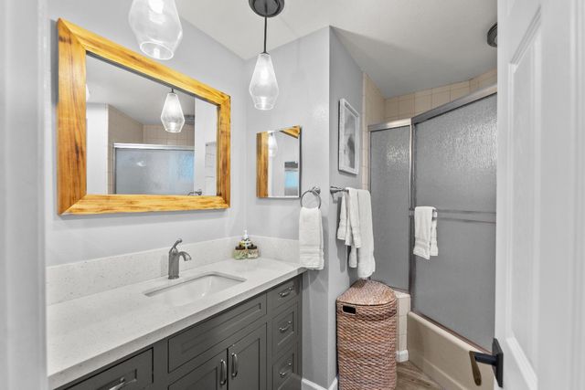 4255 Greenvale Rd, Fair Oaks, CA 95628