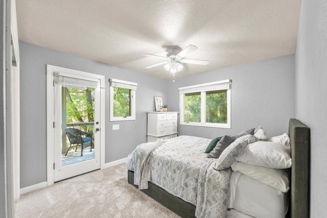 4255 Greenvale Rd, Fair Oaks, CA 95628