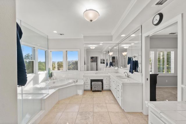 4255 Greenvale Rd, Fair Oaks, CA 95628