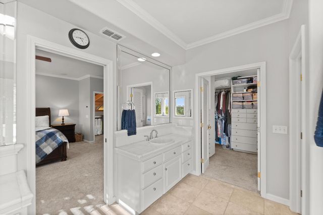 4255 Greenvale Rd, Fair Oaks, CA 95628