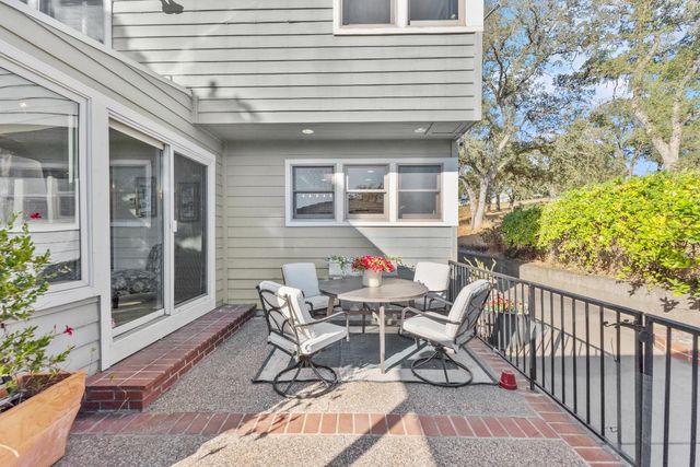 4255 Greenvale Rd, Fair Oaks, CA 95628