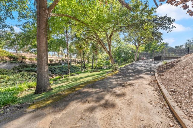 4255 Greenvale Rd, Fair Oaks, CA 95628