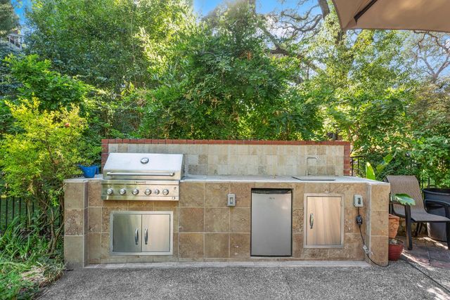 4255 Greenvale Rd, Fair Oaks, CA 95628