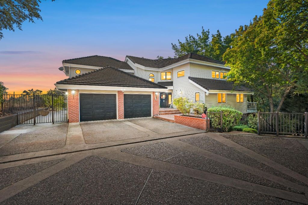 4255 Greenvale Rd, Fair Oaks, CA 95628