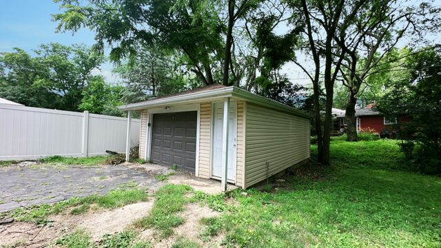 3004 Longfellow Avenue, Hazel Crest, IL 60429