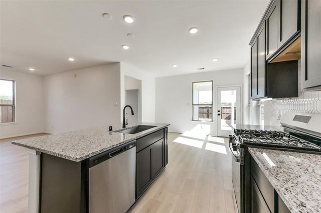 4221 Red Cedar Ring Lane, Pinehurst, TX 77362