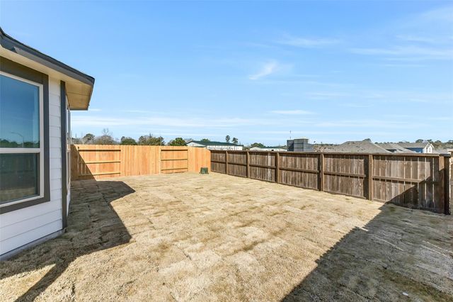 4221 Red Cedar Ring Lane, Pinehurst, TX 77362