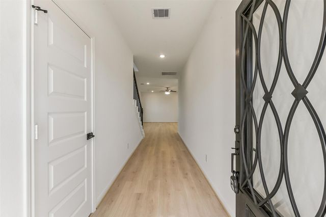 4221 Red Cedar Ring Lane, Pinehurst, TX 77362