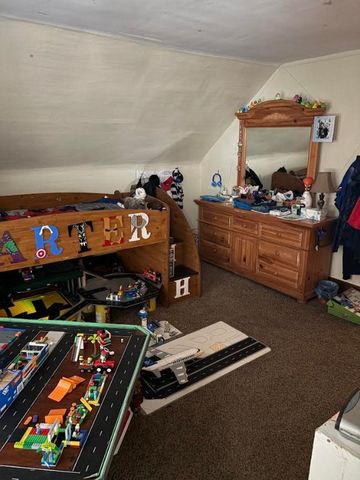 62 Wanda Avenue, Cheektowaga, NY 14211