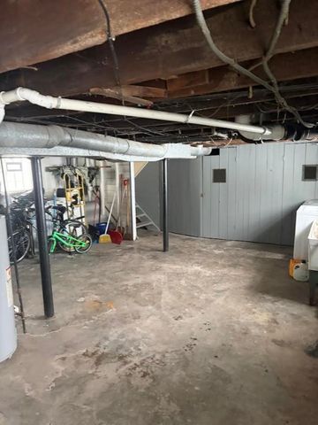 62 Wanda Avenue, Cheektowaga, NY 14211