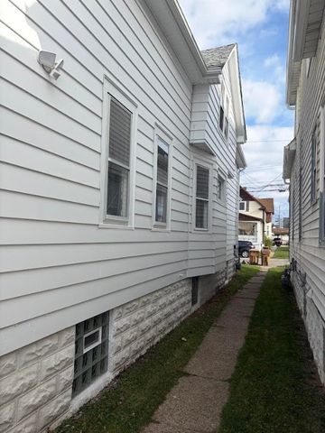 62 Wanda Avenue, Cheektowaga, NY 14211