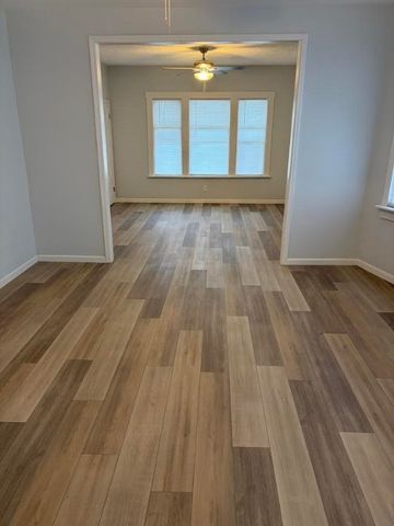 62 Wanda Avenue, Cheektowaga, NY 14211