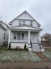 62 Wanda Avenue, Cheektowaga, NY 14211