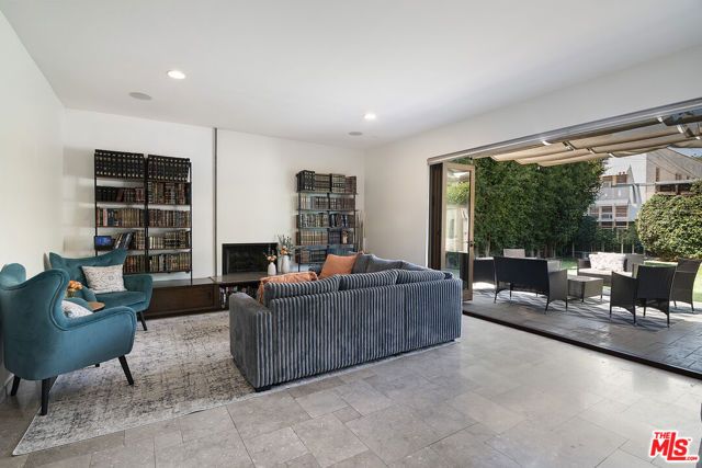 139 S Orange Drive, Los Angeles, CA 90036