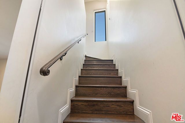 139 S Orange Drive, Los Angeles, CA 90036