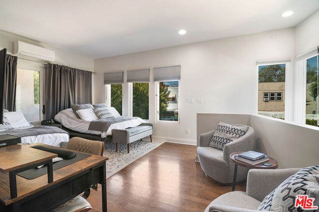 139 S Orange Drive, Los Angeles, CA 90036