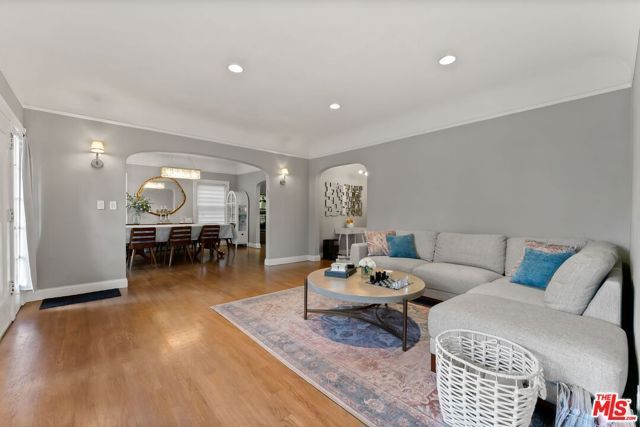 139 S Orange Drive, Los Angeles, CA 90036