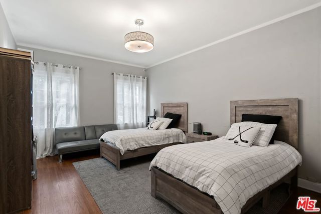 139 S Orange Drive, Los Angeles, CA 90036