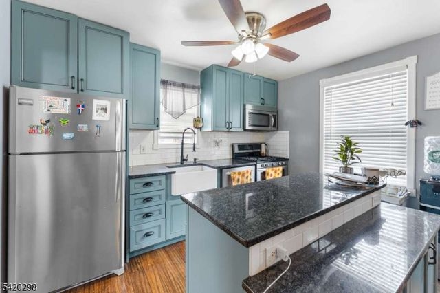 902 Lee Ave, North Brunswick Twp., NJ 08902