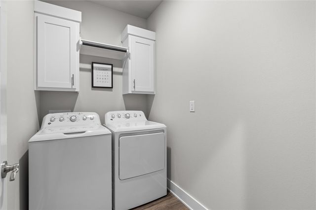 2176 W Moore Lane, Fayetteville, AR 72704
