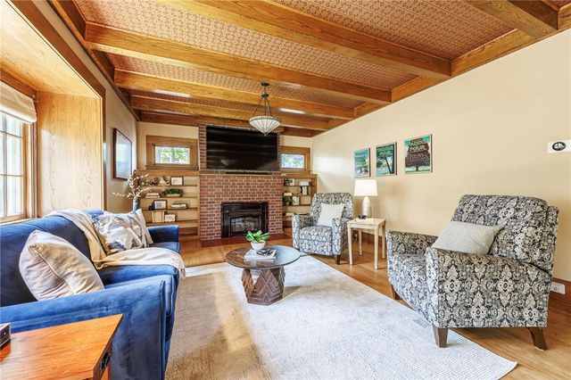 21 Rand Place, Pittsford, NY 14534