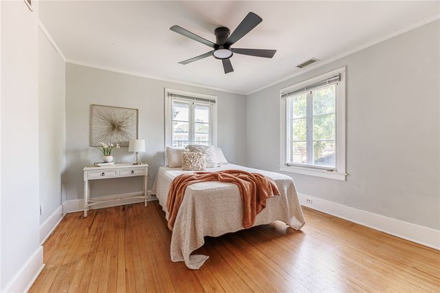 21 Rand Place, Pittsford, NY 14534