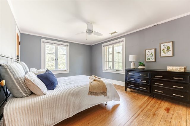 21 Rand Place, Pittsford, NY 14534