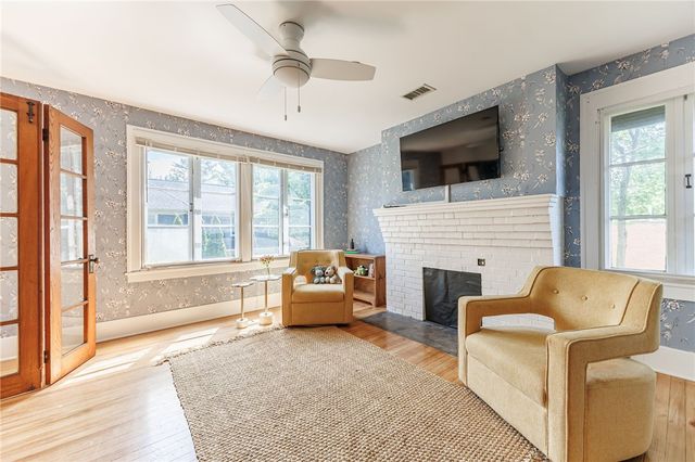 21 Rand Place, Pittsford, NY 14534