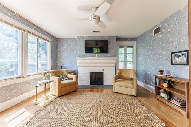 21 Rand Place, Pittsford, NY 14534