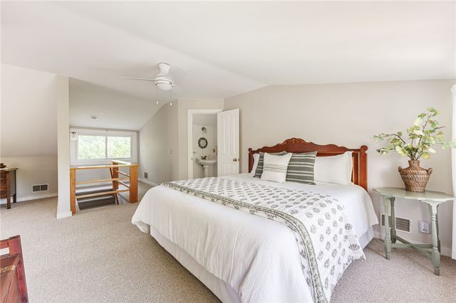 21 Rand Place, Pittsford, NY 14534