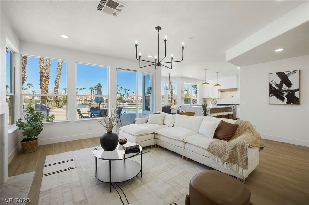 Image 7 of property listing at 2808 Sterling Cove Drive, Las Vegas, NV 89128