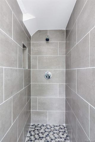 534 Trowbridge Street, Detroit, MI 48202