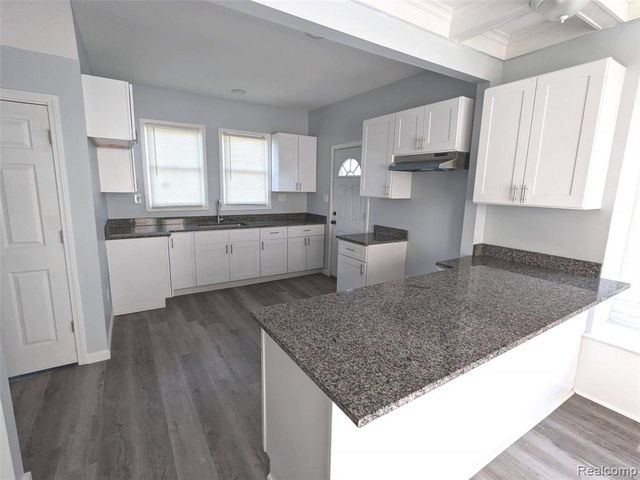 534 Trowbridge Street, Detroit, MI 48202