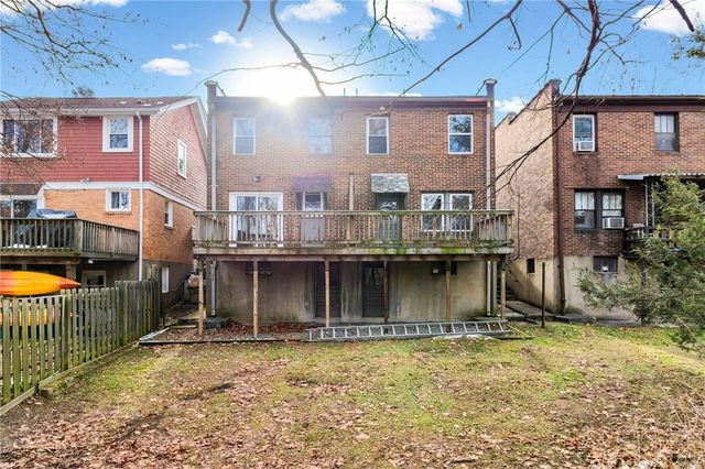 709 Center Ave, Avalon, PA 15202