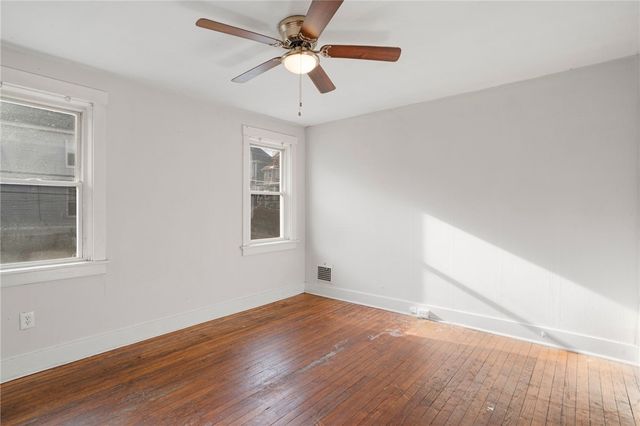 709 Center Ave, Avalon, PA 15202