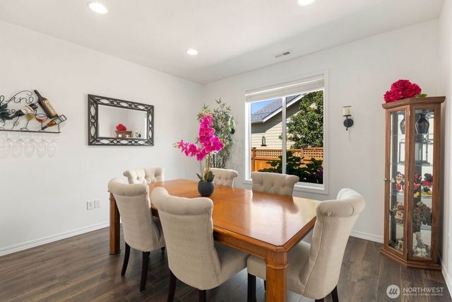14715 179th Avenue E, Bonney Lake, WA 98391