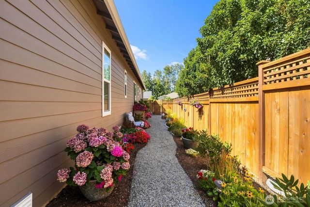 14715 179th Avenue E, Bonney Lake, WA 98391
