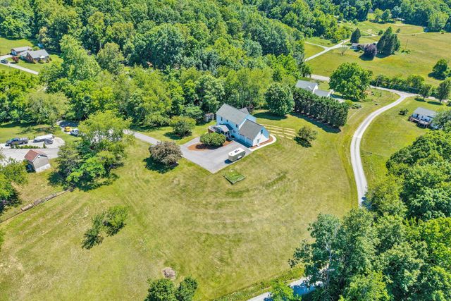 1351 Archway RD, Blue Ridge, VA 24064