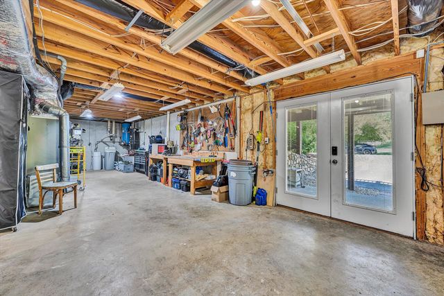 1351 Archway RD, Blue Ridge, VA 24064