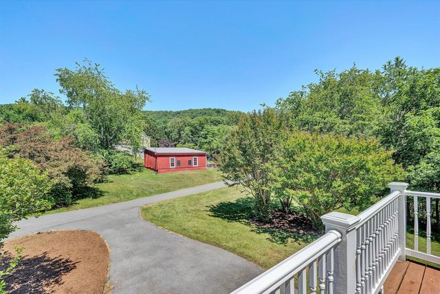 1351 Archway RD, Blue Ridge, VA 24064