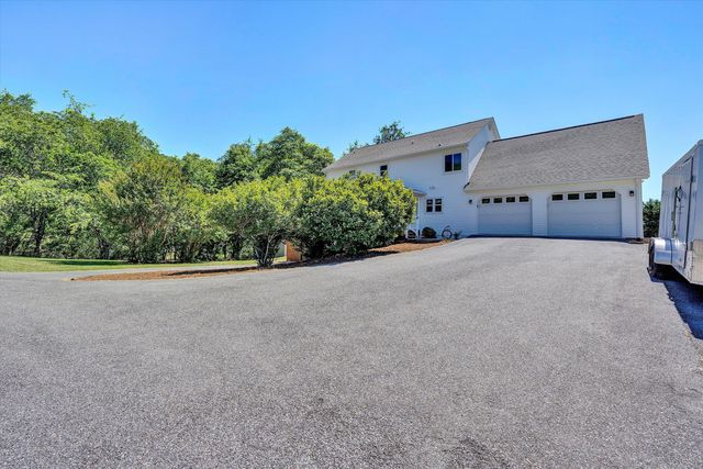 1351 Archway RD, Blue Ridge, VA 24064