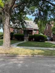 11627 Riad Street, Detroit, MI 48224