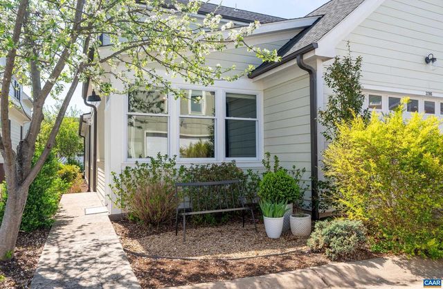 3286 ROWCROSS ST, Crozet, VA 22932