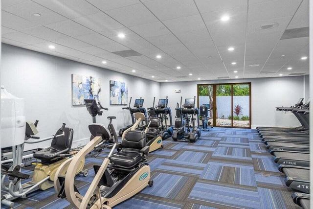 7290 Kinghurst Drive 406, Delray Beach, FL 33446