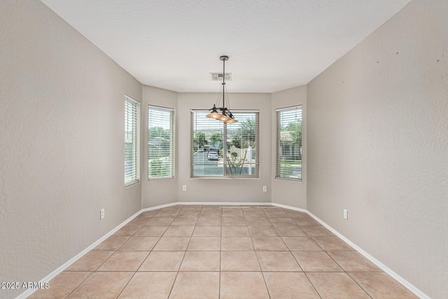 1634 E HARWELL Road, Phoenix, AZ 85042