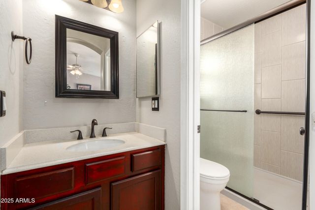 1634 E HARWELL Road, Phoenix, AZ 85042