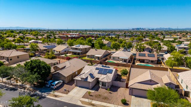 1634 E HARWELL Road, Phoenix, AZ 85042