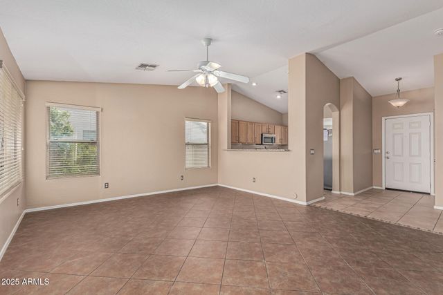 1634 E HARWELL Road, Phoenix, AZ 85042